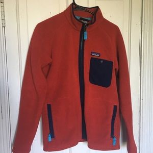 red and blue patagonia synchilla fleece